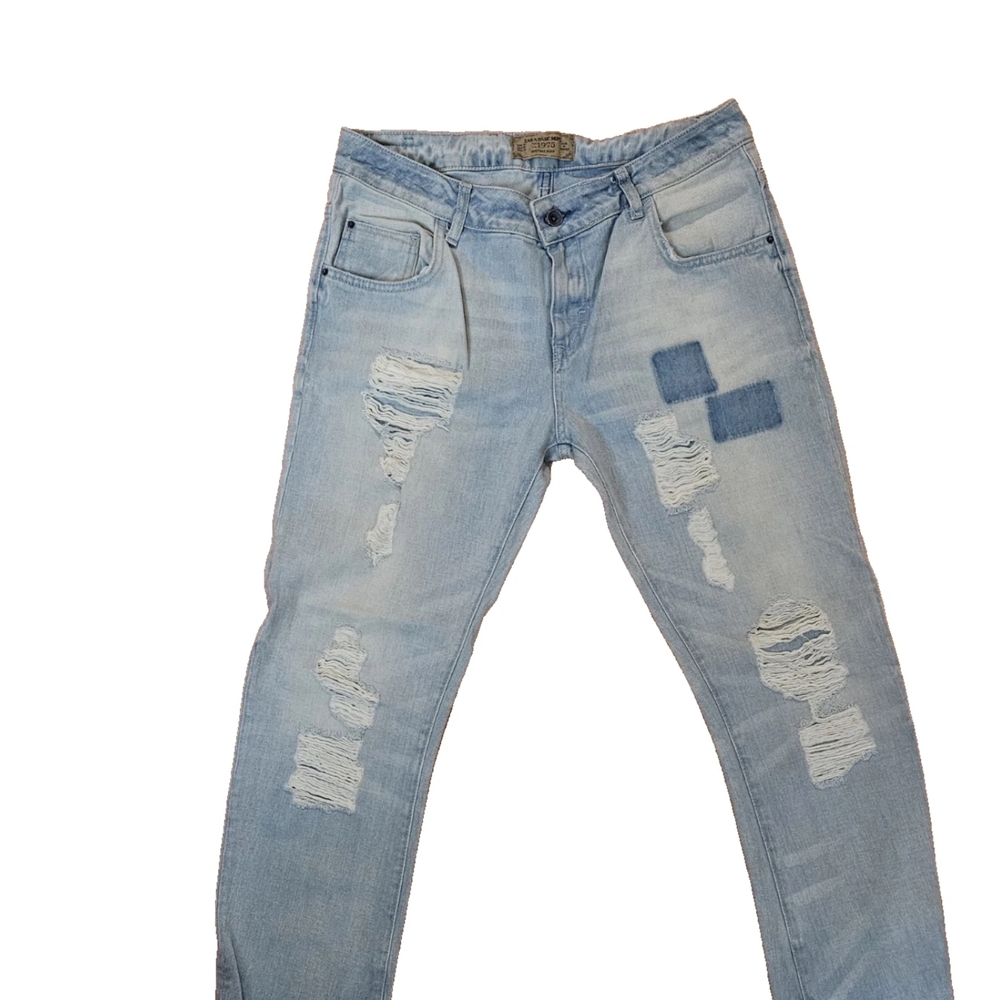 Zara Distressed Jeans for women-Size 6 - Picture 3 of 17